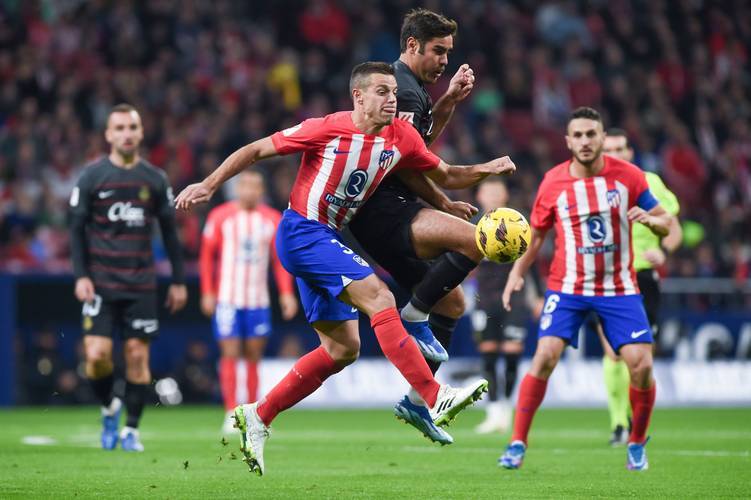 德天空：多特19岁边锋坎贝尔已向俱乐部表示希望在冬窗离队