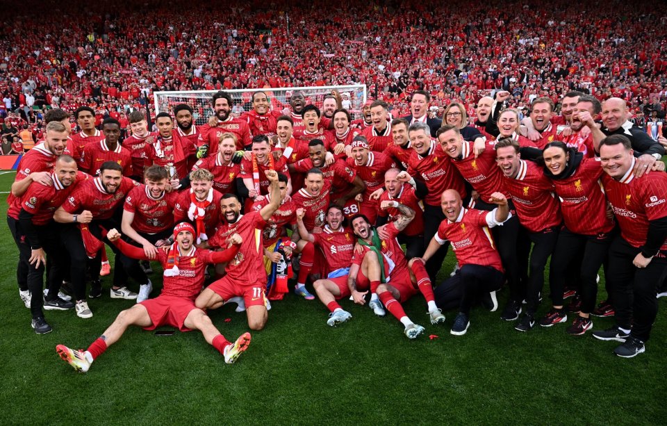 英超赛场亮点：利物浦逆转曼联,